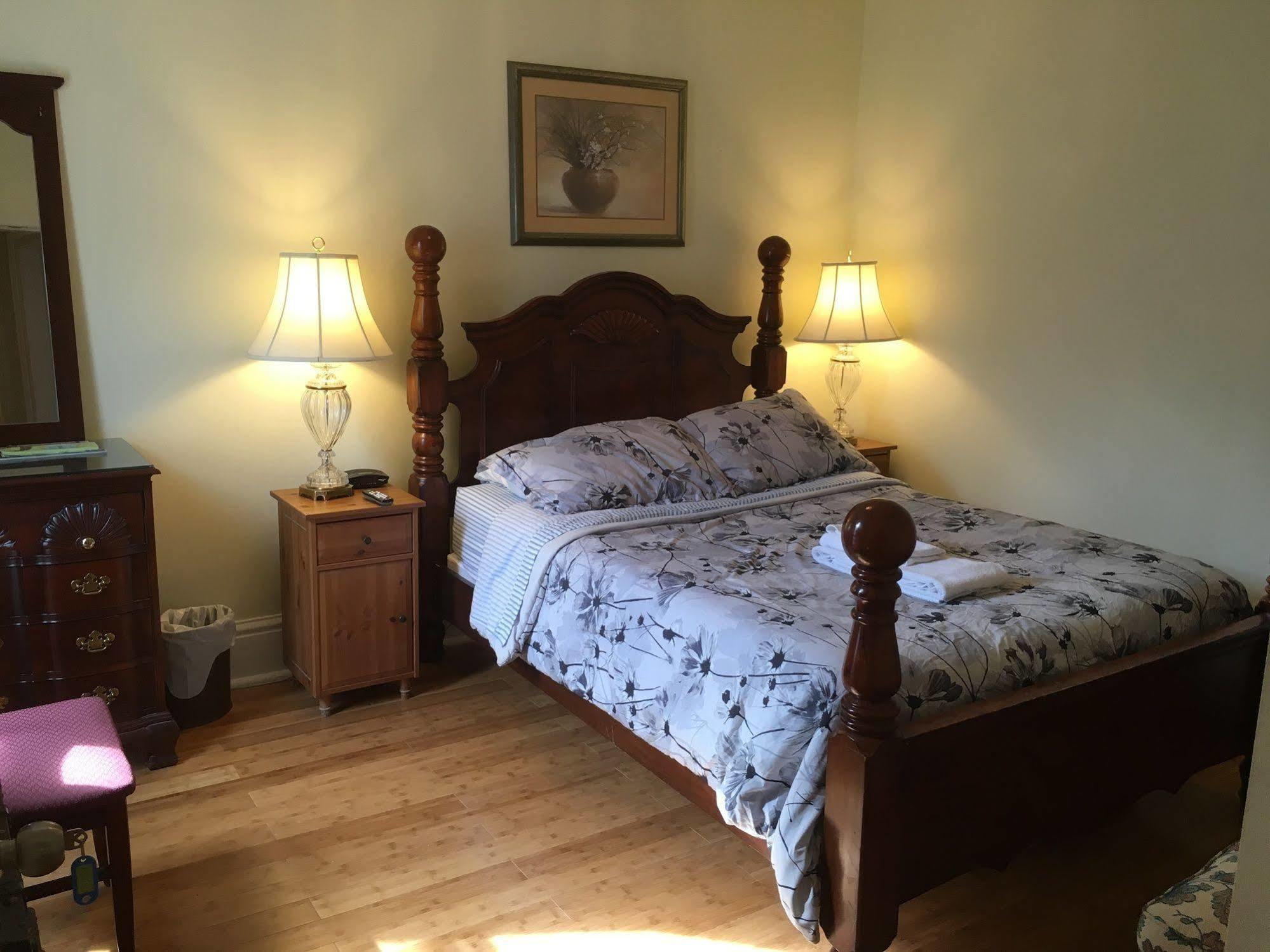 Toronto Garden Inn Екстер'єр фото