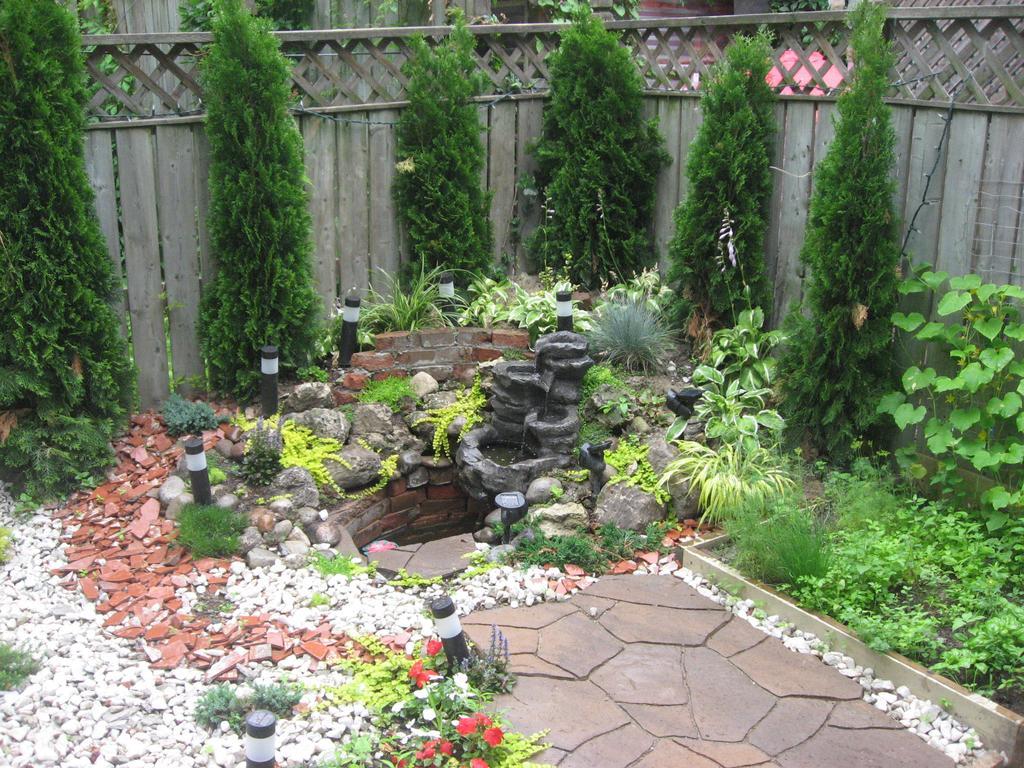 Toronto Garden Inn Екстер'єр фото